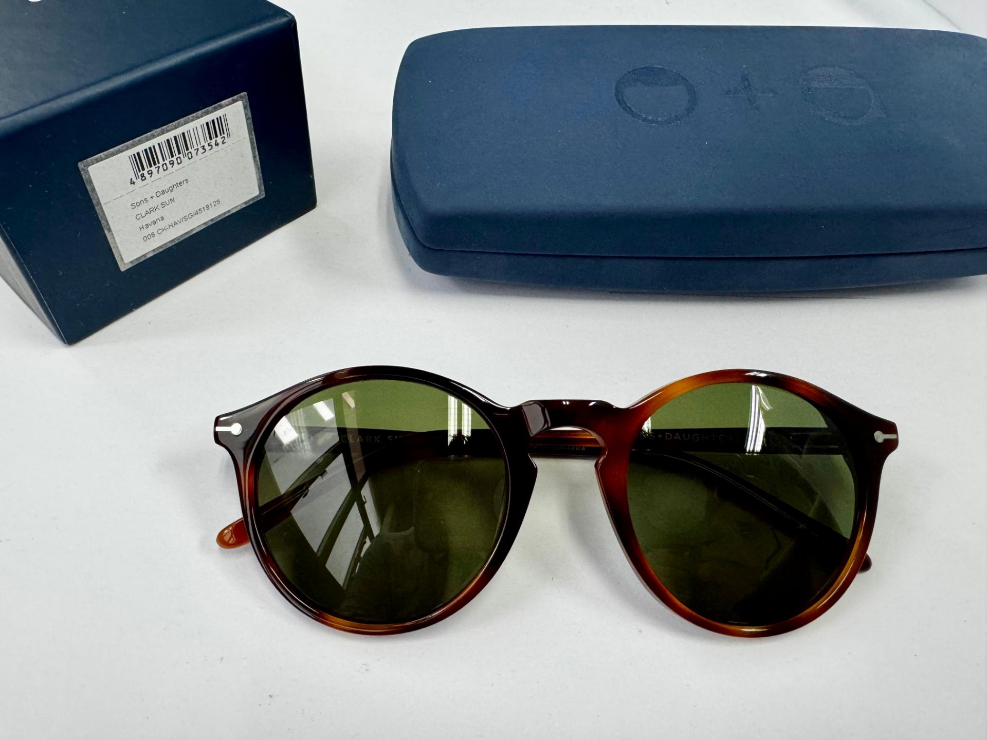 CLARK SUN [+HKD 130]
