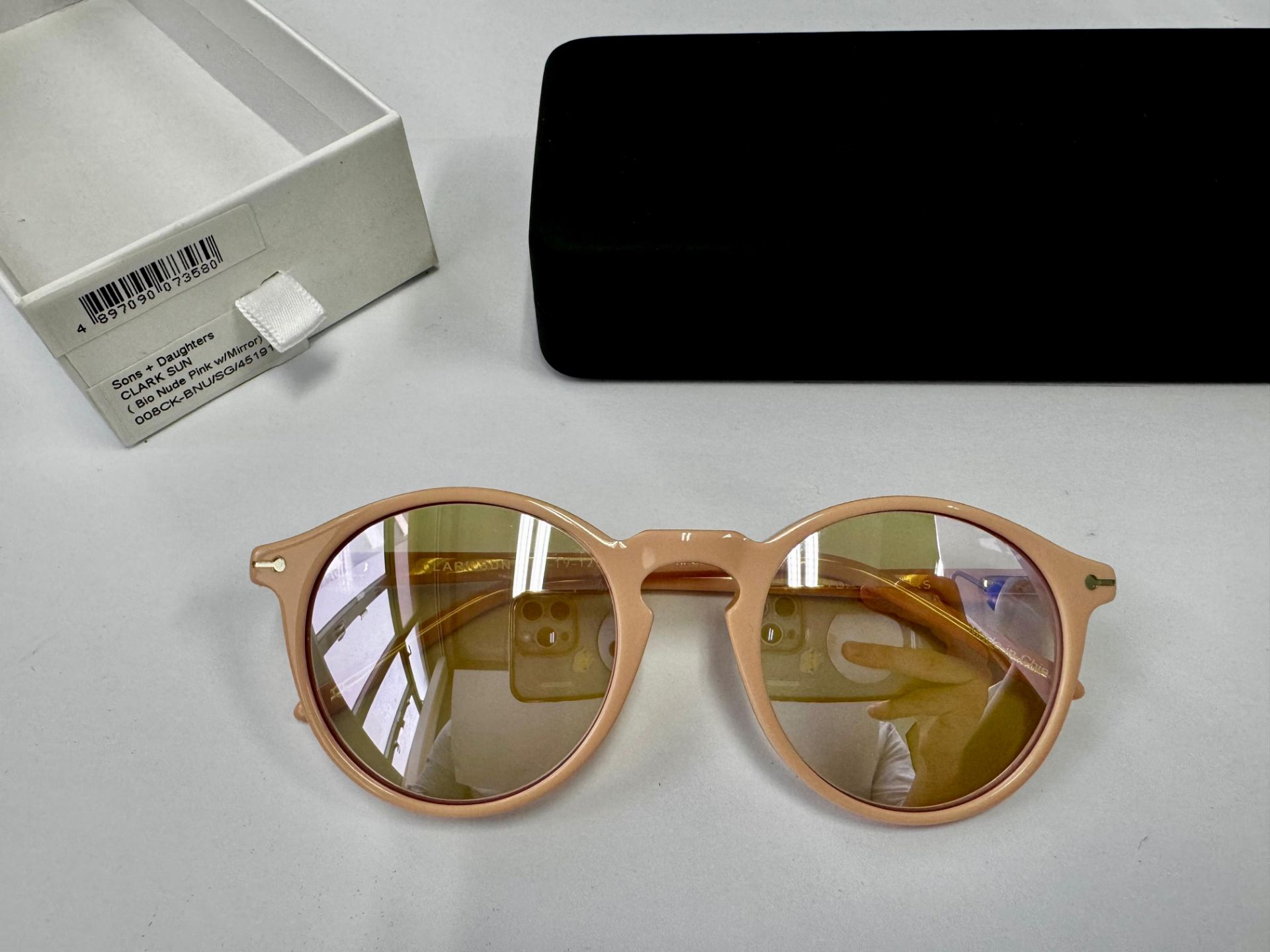 CLARK SUN [+HKD 130]