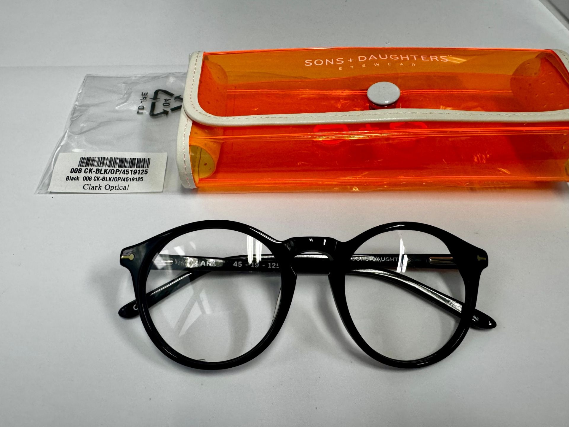 CLARK OPTICAL [+HKD 130]