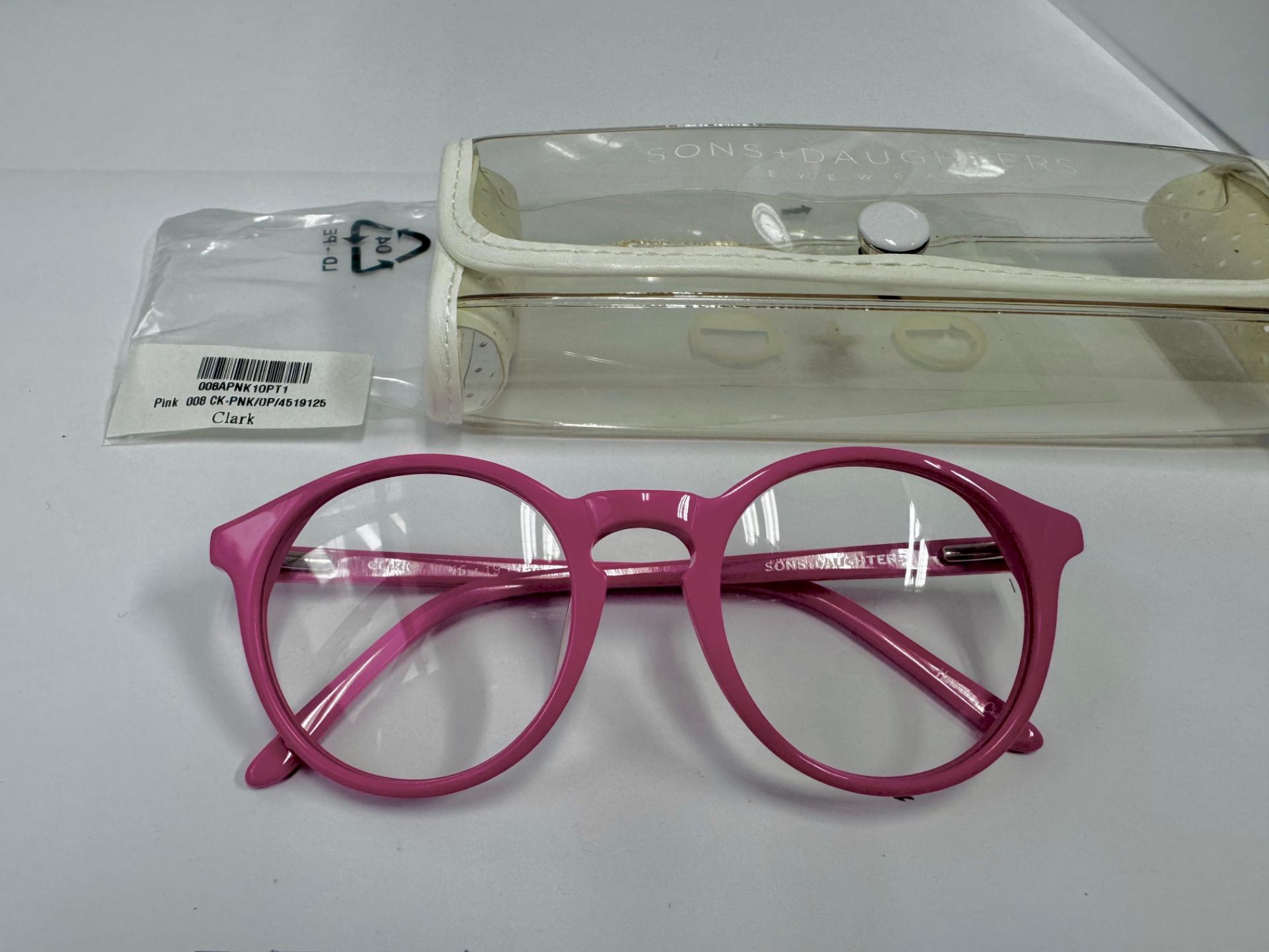 CLARK OPTICAL [+HKD 130]