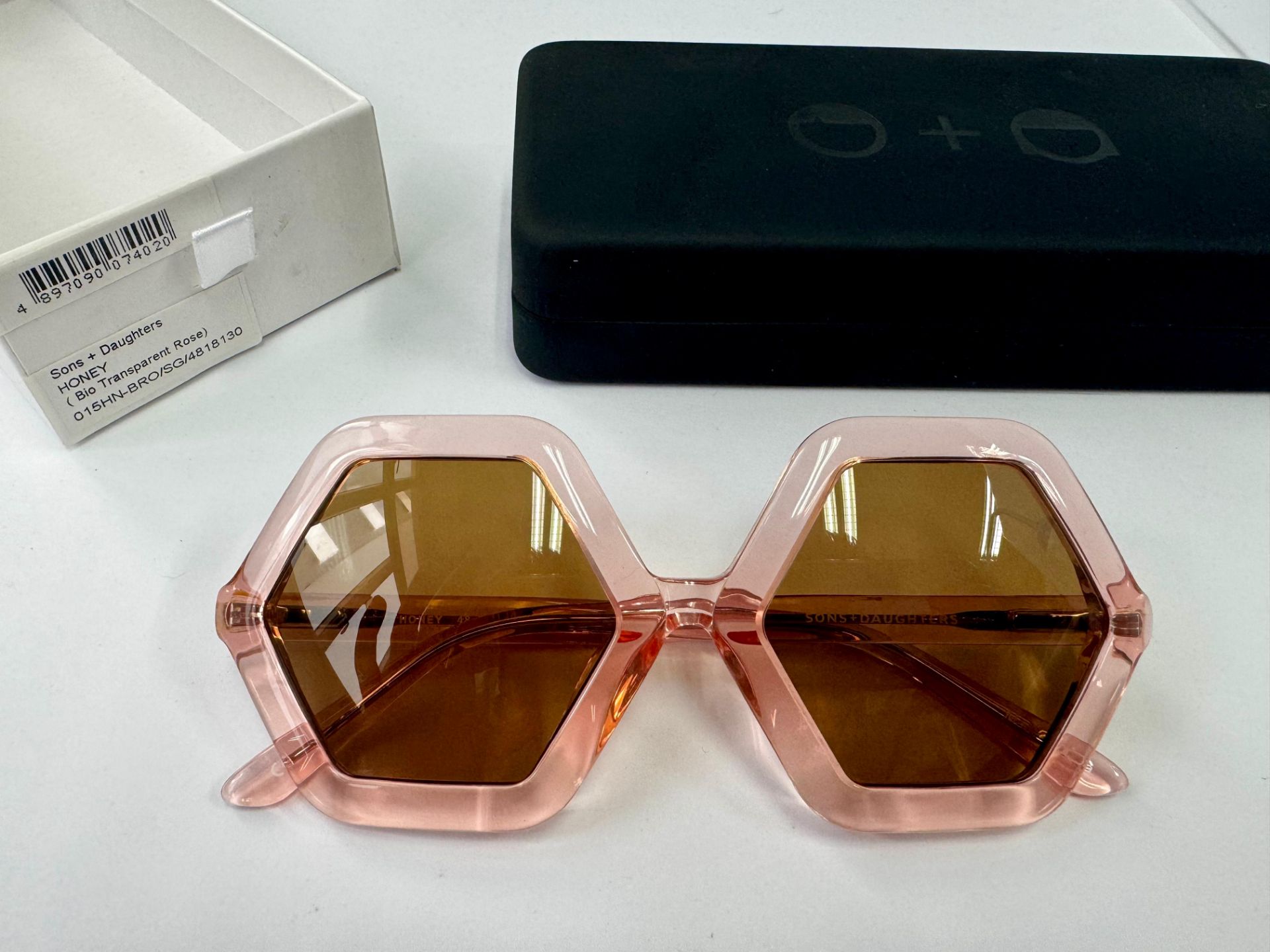 HONEY [+HKD 130]