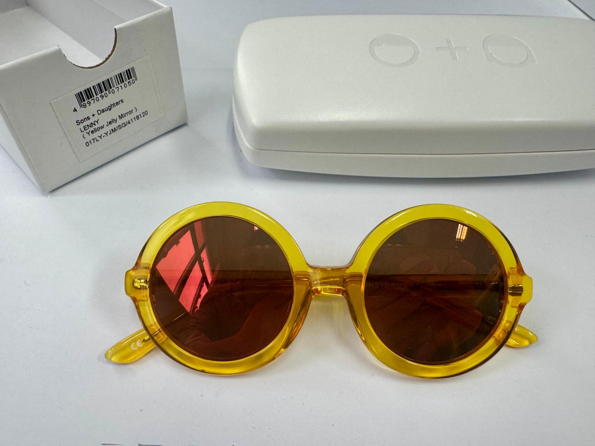 Lenny [+HKD 130]
