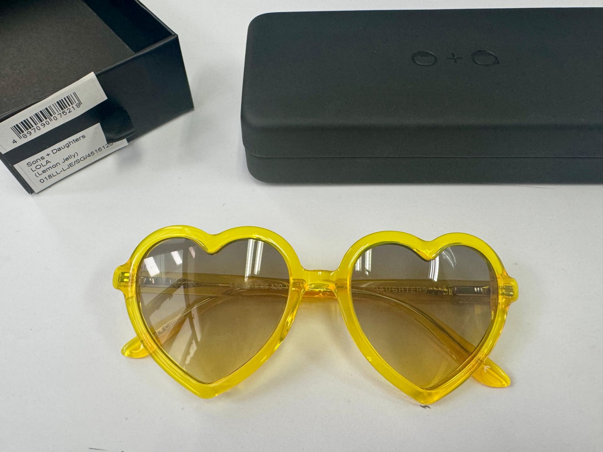 LOLA [+HKD 130]